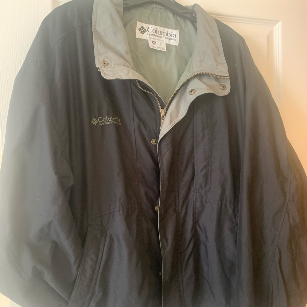 *VERY COOL*  vintage Columbia zip-up